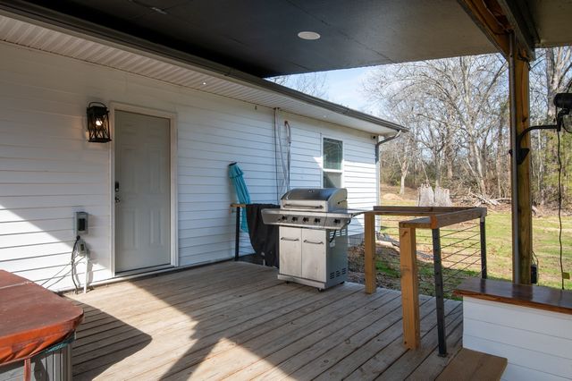 2450 Highway 231, S, Castalian Springs, TN 37031