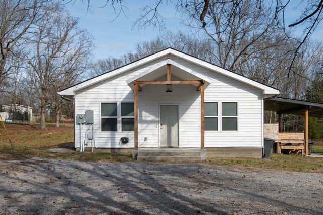2450 Highway 231, S, Castalian Springs, TN 37031