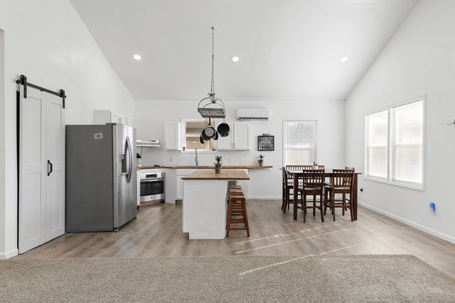 2450 Highway 231, S, Castalian Springs, TN 37031