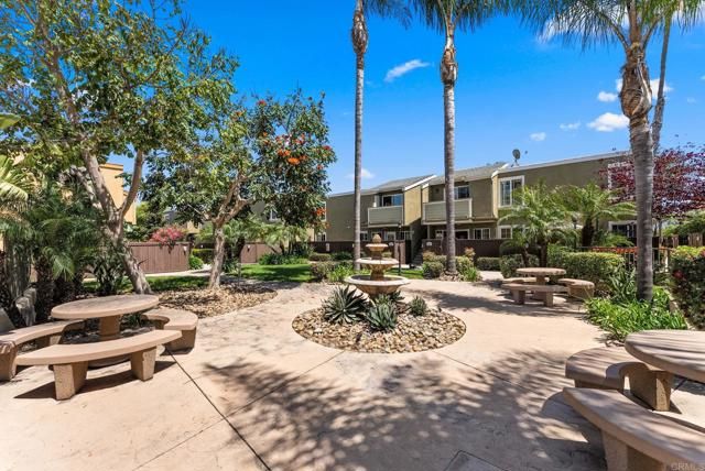 5404 Balboa Arms Drive 352, San Diego, CA 92117
