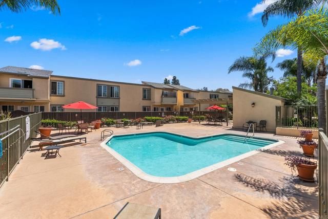 5404 Balboa Arms Drive 352, San Diego, CA 92117