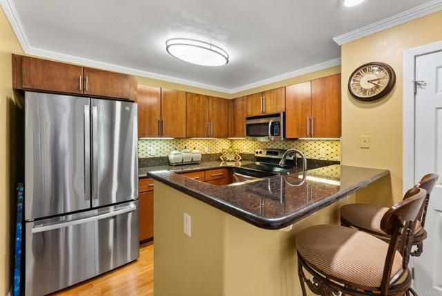 5404 Balboa Arms Drive 352, San Diego, CA 92117