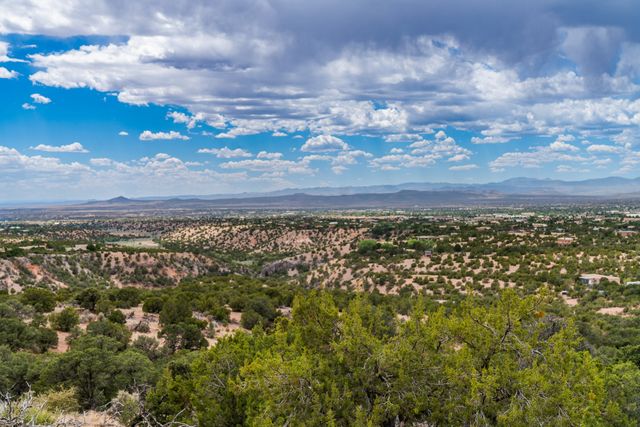 40 E Old Agua Fria Road, Santa Fe, NM 87508