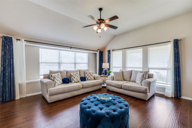 4806 Ashbury Lane, Mansfield, TX 76063