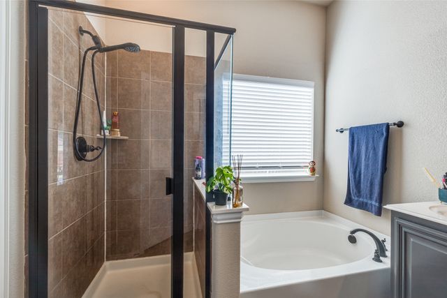 4806 Ashbury Lane, Mansfield, TX 76063