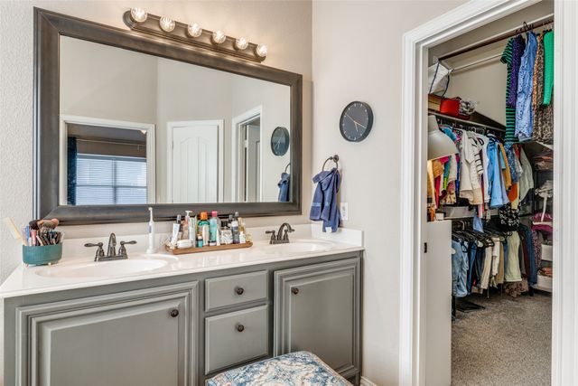 4806 Ashbury Lane, Mansfield, TX 76063