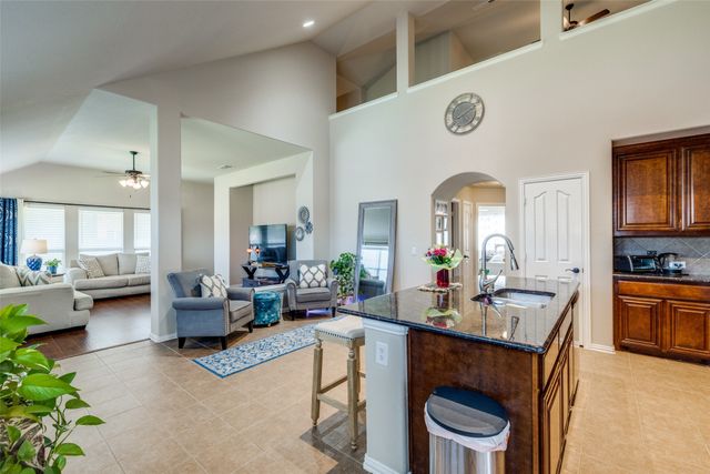 4806 Ashbury Lane, Mansfield, TX 76063