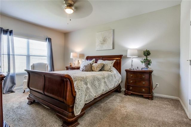 1072 Gaelic DR, Georgetown, TX 78626