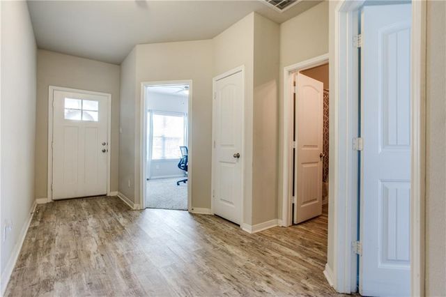 1072 Gaelic DR, Georgetown, TX 78626