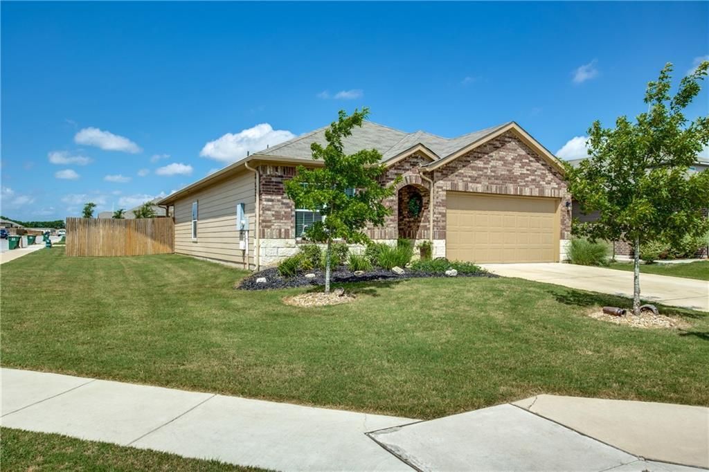 1072 Gaelic DR, Georgetown, TX 78626