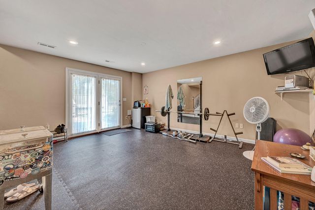 384 Deer Haven DR, Roanoke, VA 24012