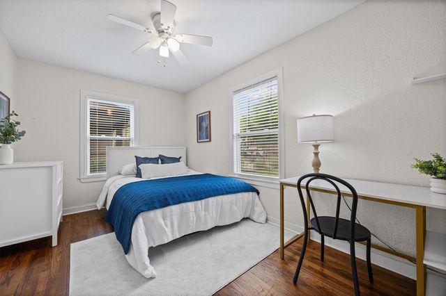 2403 S 2nd ST, Austin, TX 78704