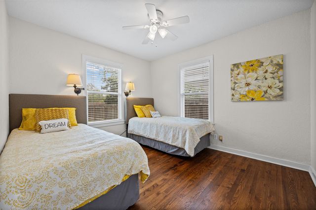2403 S 2nd ST, Austin, TX 78704