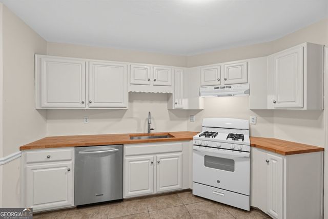 11179 Chelsea Lane, Hampton, GA 30228