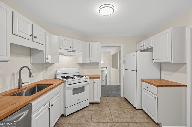 11179 Chelsea Lane, Hampton, GA 30228
