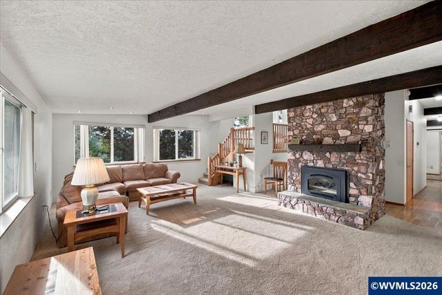 2941 NW Independence Hwy, Albany, OR 97321