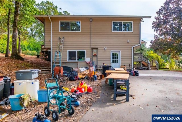 2941 NW Independence Hwy, Albany, OR 97321