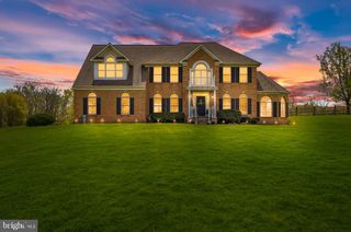 2520 SHOAL CREEK DR, Hampstead, MD 21074