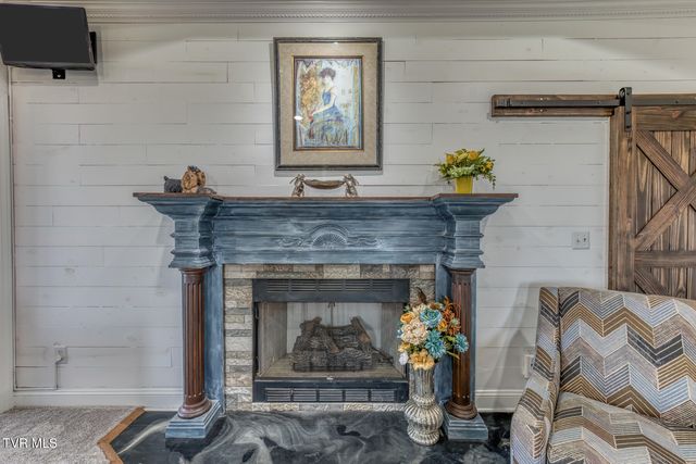 18348 Buffalo Pond Road, Bristol, VA 24202
