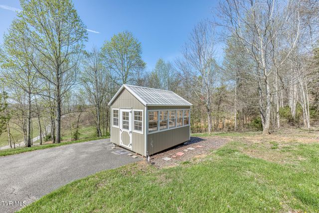 18348 Buffalo Pond Road, Bristol, VA 24202
