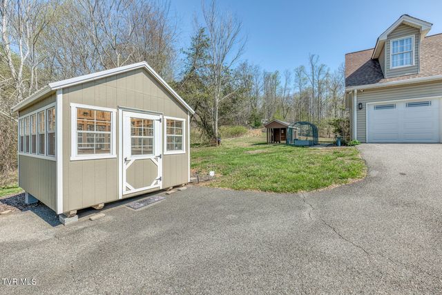 18348 Buffalo Pond Road, Bristol, VA 24202