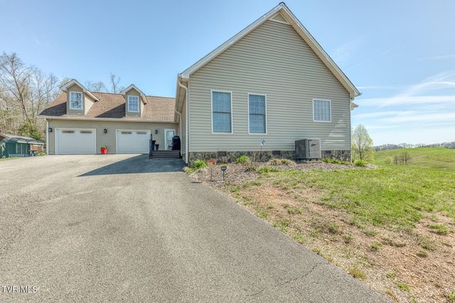 18348 Buffalo Pond Road, Bristol, VA 24202