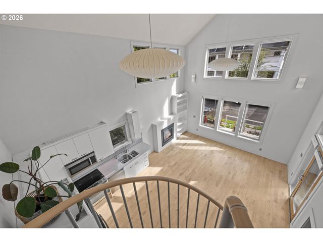 6925 Se Morrison Ave, Portland, OR 97215