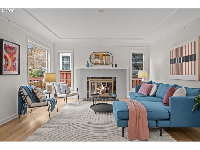 6925 Se Morrison Ave, Portland, OR 97215