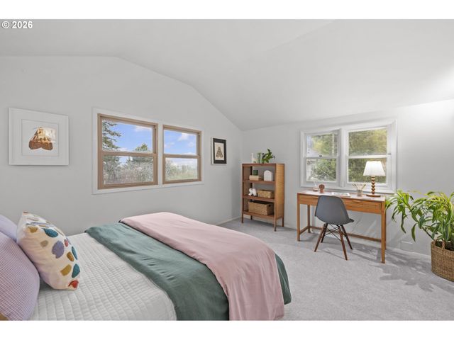 6925 Se Morrison Ave, Portland, OR 97215