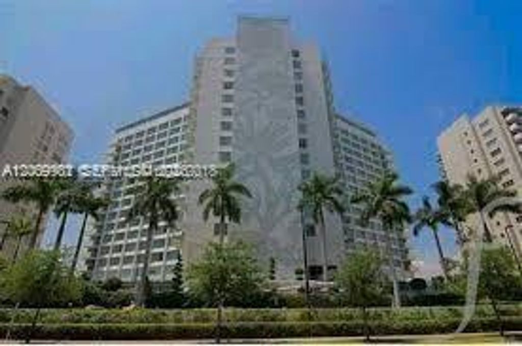 1100 West Ave 807, Miami Beach, FL 33139