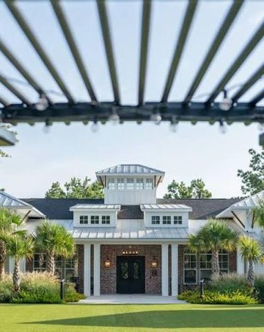 131 Hunter Hollow Drive, Montgomery, TX 77316