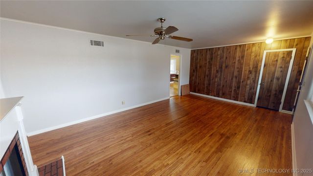 4538 S 23rd West Avenue, Tulsa, OK 74107