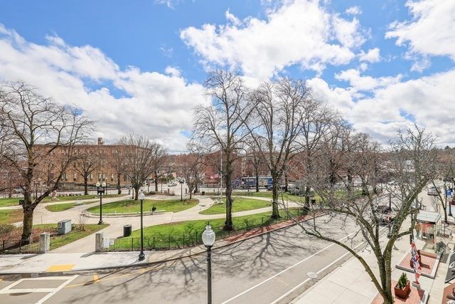 734 South Street 1, Boston, MA 02131