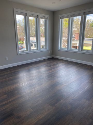 734 South Street 1, Boston, MA 02131