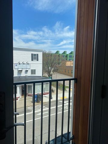 734 South Street 1, Boston, MA 02131