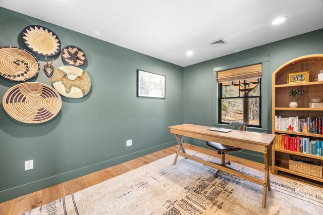 17 Rogers Road, Harwich, MA 02645