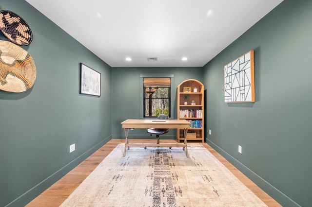 17 Rogers Road, Harwich, MA 02645