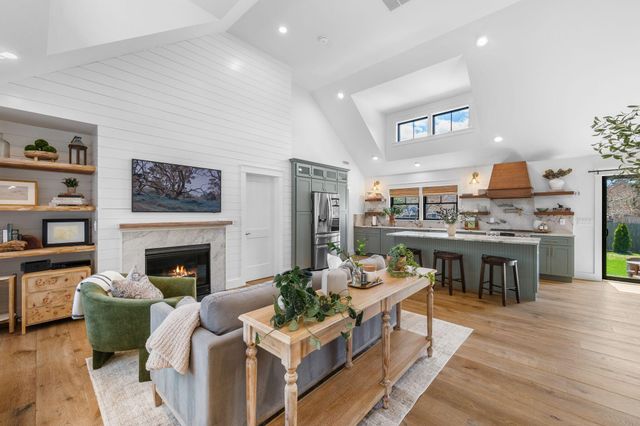 17 Rogers Road, Harwich, MA 02645