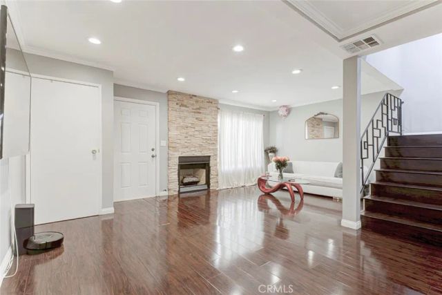 10260 Plainview Avenue 22, Tujunga, CA 91042