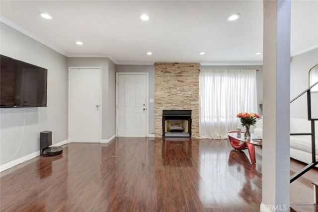 10260 Plainview Avenue 22, Tujunga, CA 91042