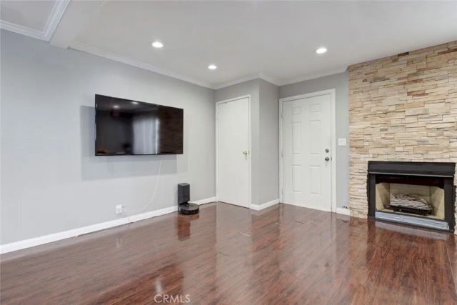 10260 Plainview Avenue 22, Tujunga, CA 91042