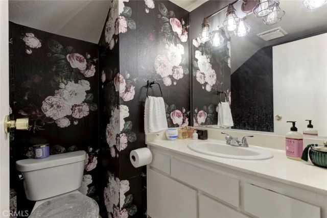 10260 Plainview Avenue 22, Tujunga, CA 91042