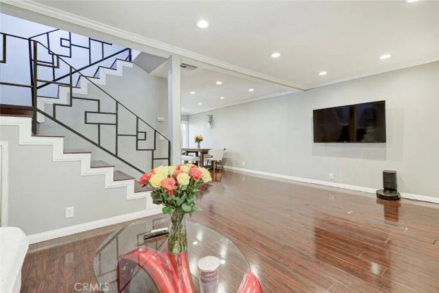 10260 Plainview Avenue 22, Tujunga, CA 91042