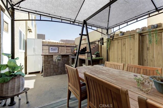 10260 Plainview Avenue 22, Tujunga, CA 91042