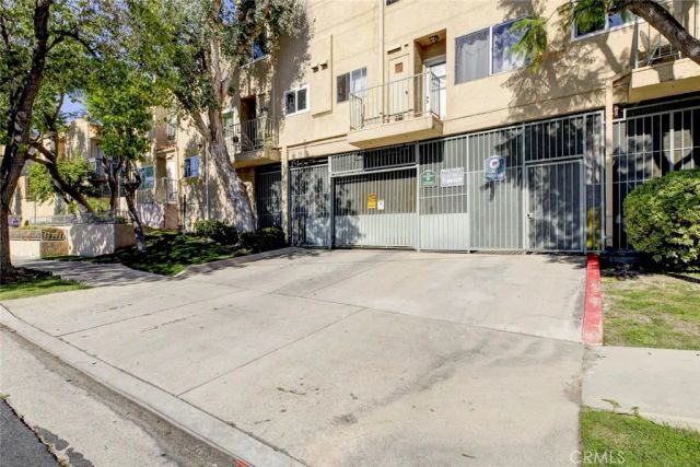 10260 Plainview Avenue 22, Tujunga, CA 91042