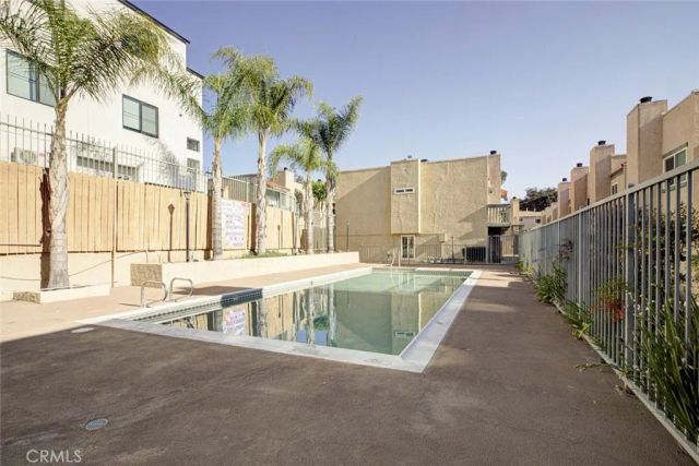 10260 Plainview Avenue 22, Tujunga, CA 91042