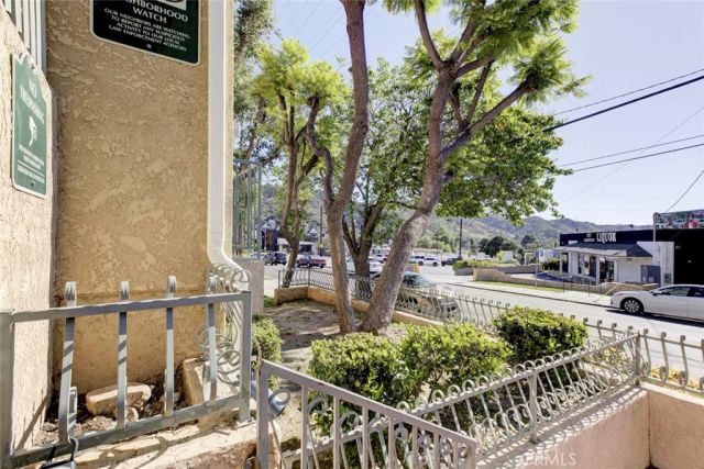 10260 Plainview Avenue 22, Tujunga, CA 91042