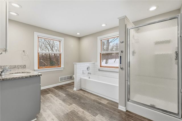 230 Neely School Rd, Marshall, PA 15090