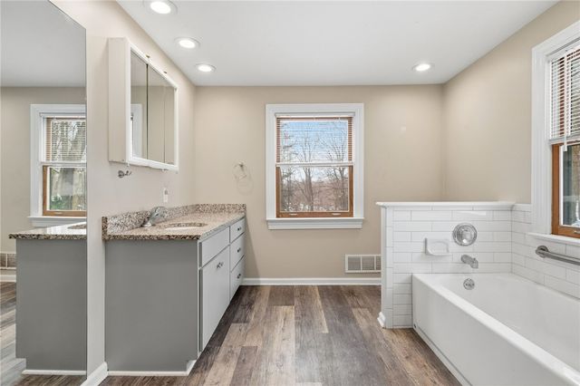 230 Neely School Rd, Marshall, PA 15090