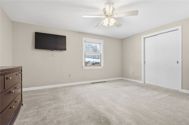 230 Neely School Rd, Marshall, PA 15090